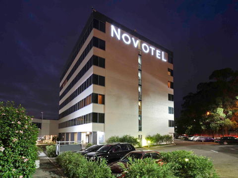 Novotel Sydney Rooty Hill - NT Tourism 0