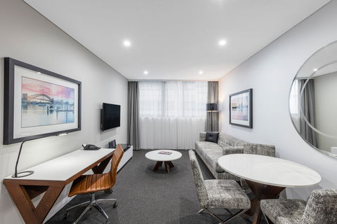 Meriton Serviced Apartments North Sydney - NT Tourism 1