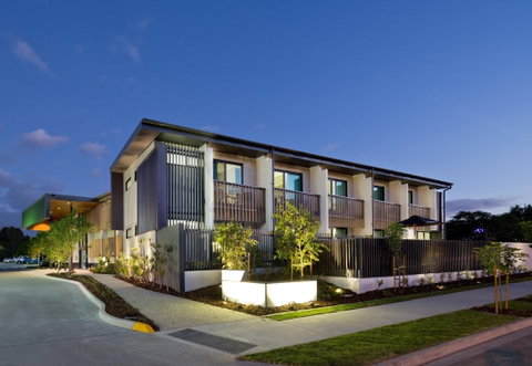 The Glen Hotel & Suites - Accommodation NT 0