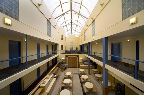 Capital Executive Apt Hotel Canberra - Accommodation NT 1