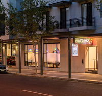 Mawson Lakes Hotel - Accommodation NT