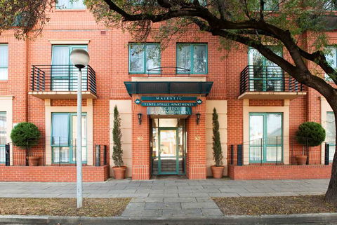 Majestic Tynte Street Apartments - Accommodation NT 0