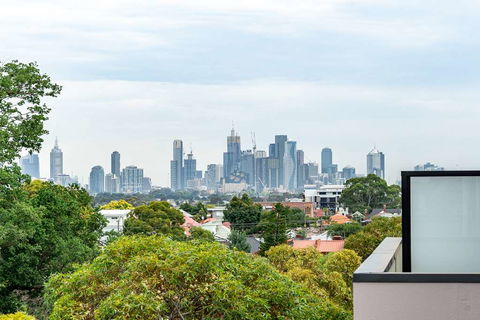 Artel Apartment Hotel Melbourne - Accommodation NT 1