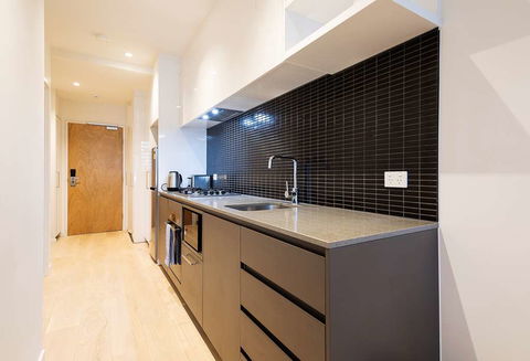 Artel Apartment Hotel Melbourne - Accommodation NT 2