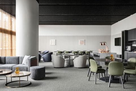 Oakwood Premier Melbourne - Accommodation NT 2