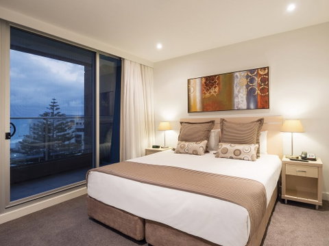 Oaks Liberty Towers - Accommodation NT 1