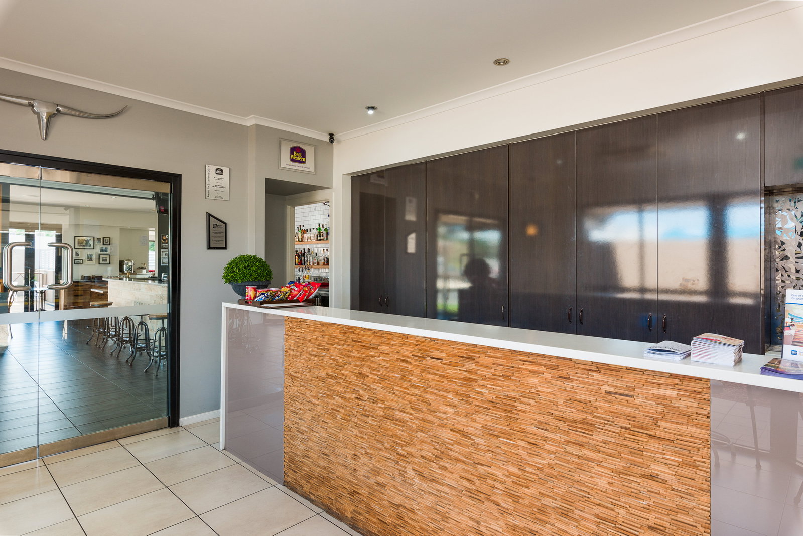  Accommodation NT