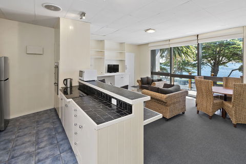 North Pier Hotel Cowes - NT Tourism 2