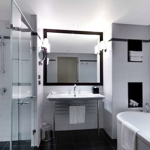 Amora Hotel Jamison Sydney - Accommodation NT 15
