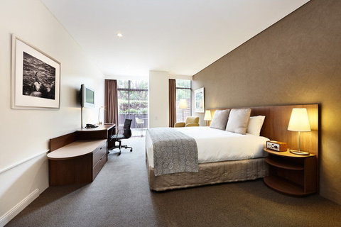 Hotel Urban St Leonards - Accommodation NT 4