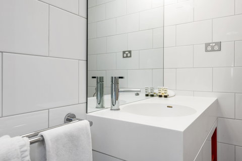 The Plaza Hotel Kalgoorlie - Accommodation NT 8
