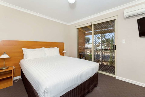 Quality Inn Railway - Accommodation NT 10