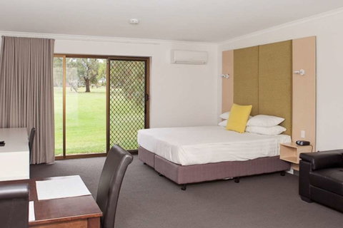 Comfort Inn & Suites Riverland - Accommodation NT 1
