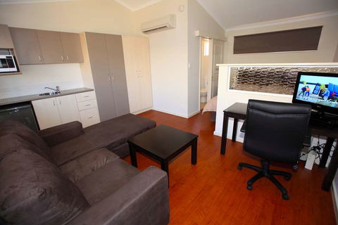Aspen Karratha Village - Accommodation NT 9