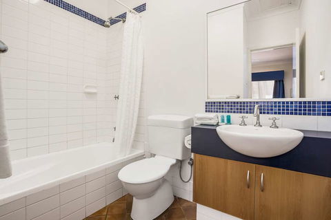 Karratha Central Apartments - Accommodation NT 6