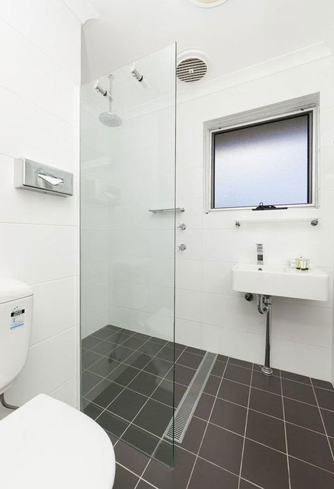 Forrest Hotel & Apartments - Accommodation NT 5