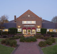 Brassey Hotel - Accommodation NT