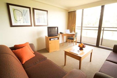 BreakFree Capital Tower - Accommodation NT 14