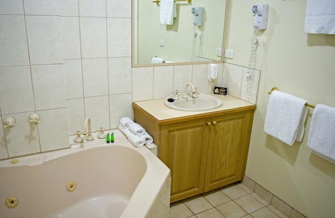 Admiralty Inn - Accommodation NT 2