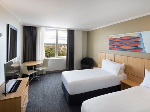 Mercure Sydney Bankstown - Accommodation NT 12