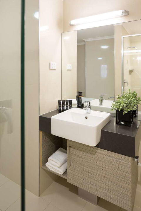 H On Smith Hotel - Accommodation NT 7