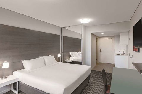 Adina Apartment Hotel Darwin Waterfront - NT Tourism 9