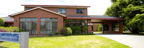 Golden Grain Motor Inn - NT Tourism 0