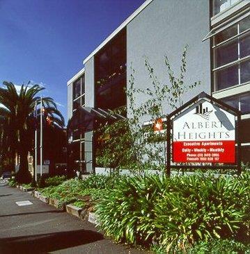 Albert Heights Service Apts - Accommodation NT 0