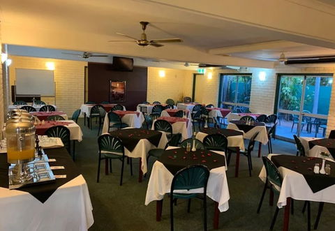 Pine Tree Motel - Accommodation NT 2