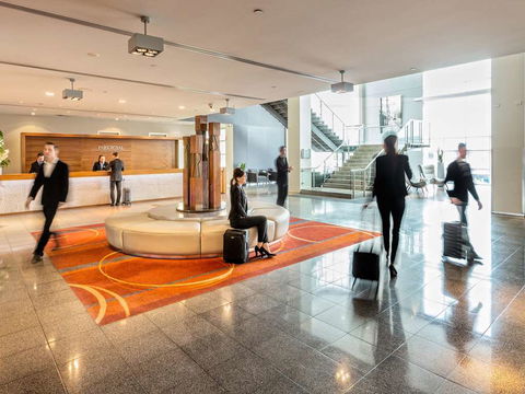 PARKROYAL Melbourne Airport - Accommodation NT 2