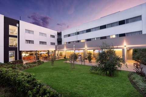 Atura Dandenong - Accommodation NT 1