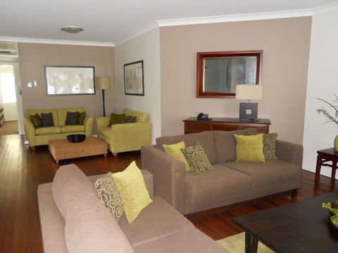 BeachView Apartments At Villa Paradiso - NT Tourism 2