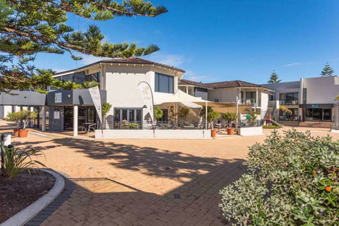 Quality Resort Sorrento Beach - NT Tourism 0