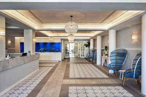 The Beachcomber Hotel & Resort - Accommodation NT 1
