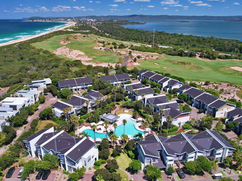 Pullman Magenta Shores Resort - NT Tourism 0