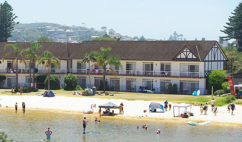 The Clan Lakeside Lodge - Accommodation NT 0
