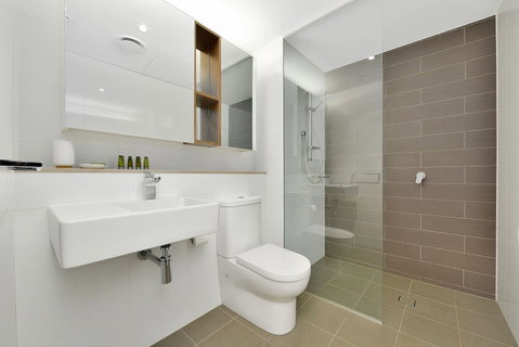 Astra Apartments MacQuarie Park - Accommodation NT 1