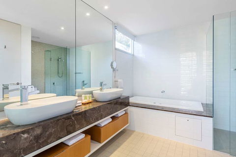 RACV Noosa Resort - Accommodation NT 2