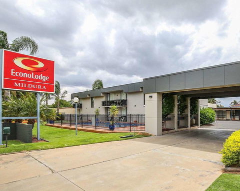 Econo Lodge All Seasons Mildura - NT Tourism 0