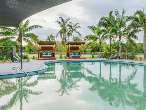 The Sebel Palm Cove Coral Coast - NT Tourism 1