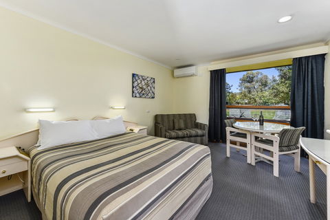 William Macintosh Motor Lodge - Accommodation NT 1