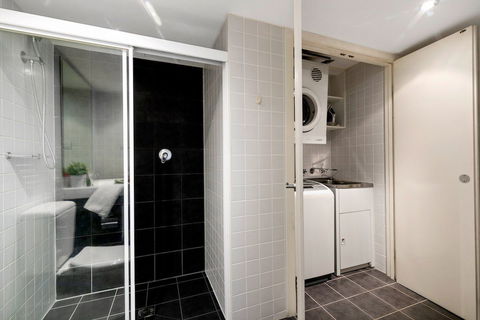 Astra Apartments Parramatta - Accommodation NT 17