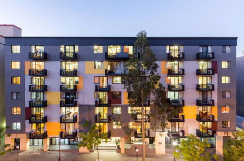 Mont Clare Boutique Apartments - Accommodation NT 1