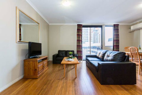Mont Clare Boutique Apartments - Accommodation NT 8