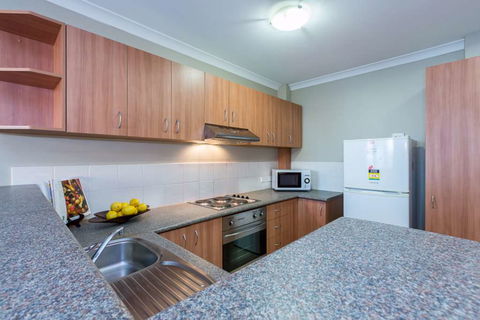 Mont Clare Boutique Apartments - Accommodation NT 11