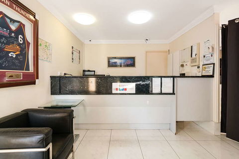 Econo Lodge Waterford - Accommodation NT 3