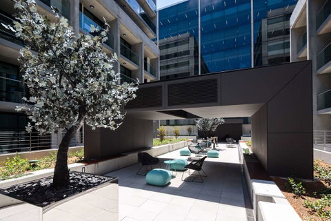 Avenue Hotel Canberra - Accommodation NT 11