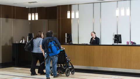 Crowne Plaza Canberra - Accommodation NT 3