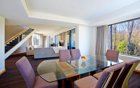 Crowne Plaza Canberra - Accommodation NT 13
