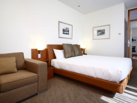 Novotel Canberra - Accommodation NT 5